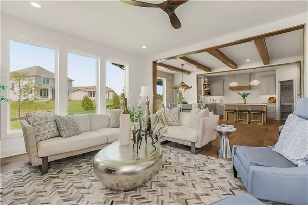 17809 Rainbow Boulevard, Overland Park, KS 66085