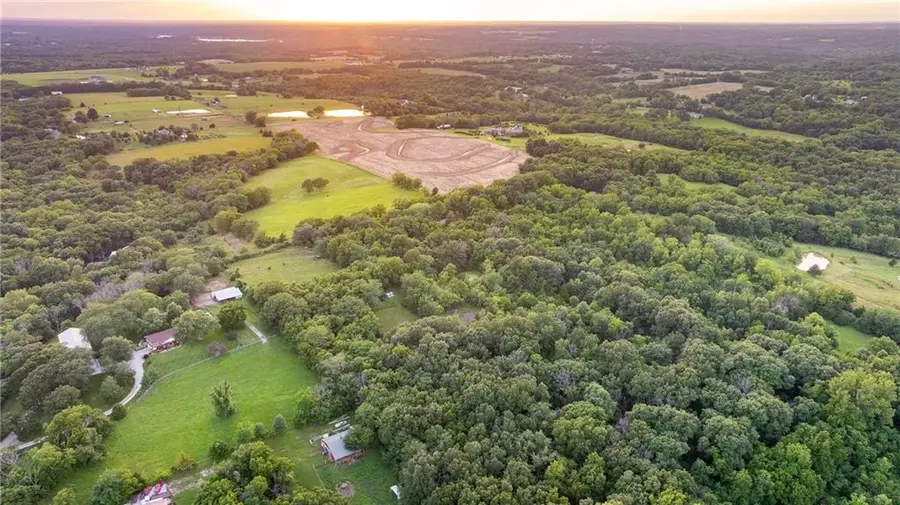 33200 E Hammond Road, Lone Jack, MO 64070 - #3