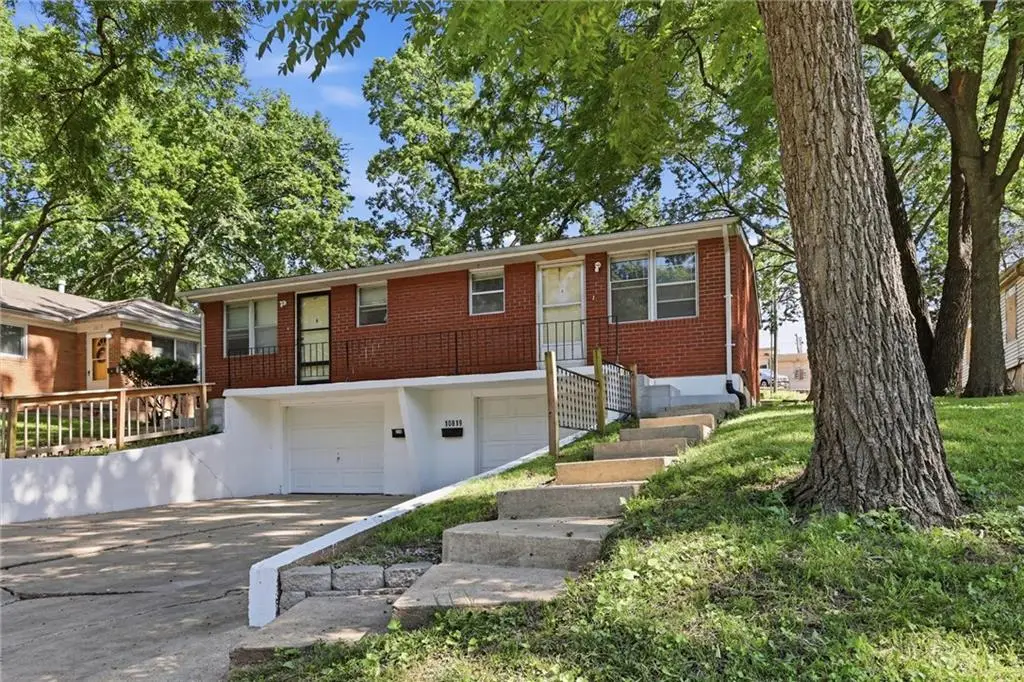 10819 E Westport Road, Independence, MO 64052 - #1