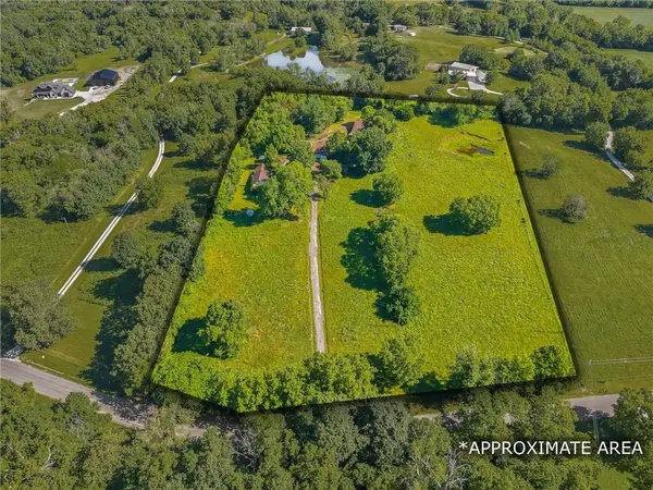 13424 Henson Road, Holt, MO 64048