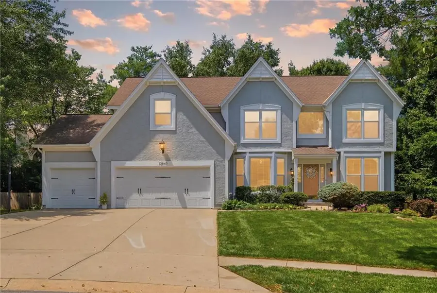 13848 Pembroke Drive, Leawood, KS 66224 - #2