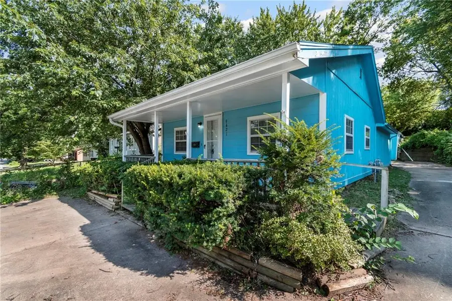 9421 E 67th Terrace, Raytown, MO 64133 - #3