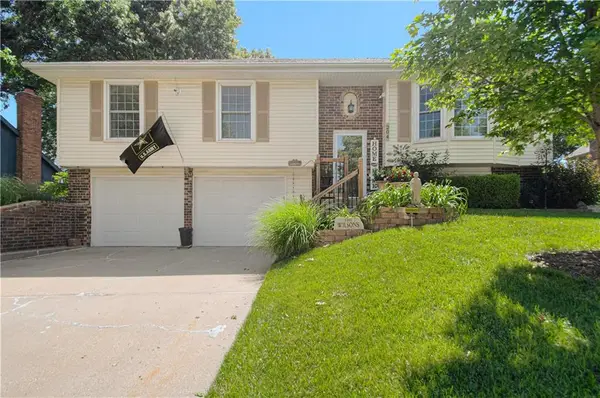 204 S Brittany Drive, Olathe, KS 66061