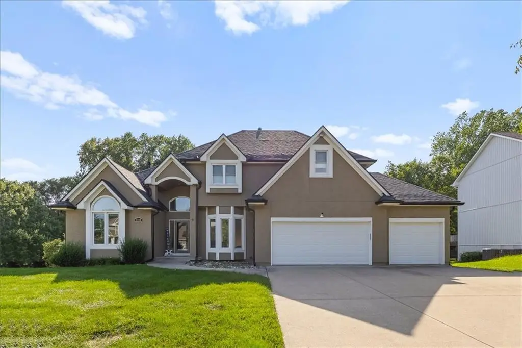 1308 SW Surrey Trace N/a, Lees Summit, MO 64081 - #1
