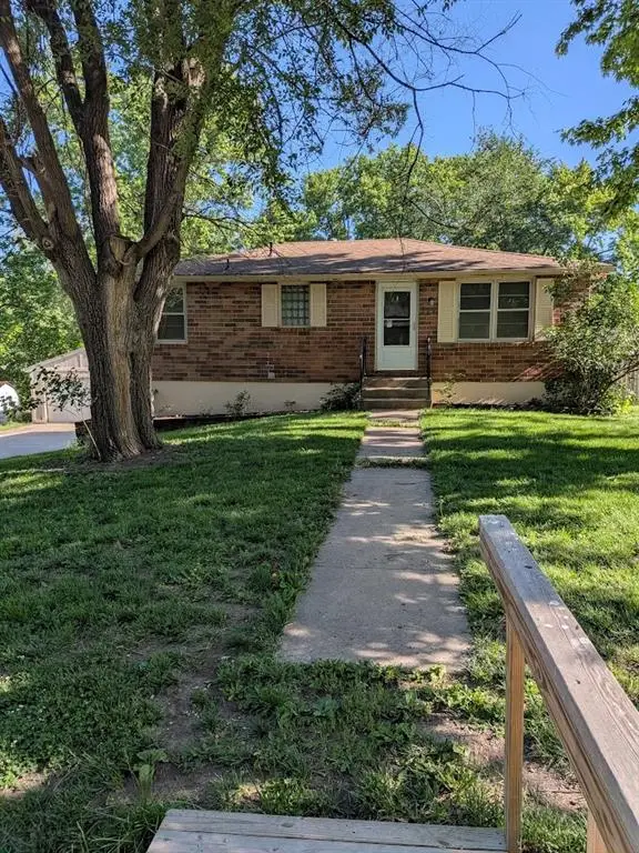712 NE 113 Terrace, Kansas City, MO 64155 - #1