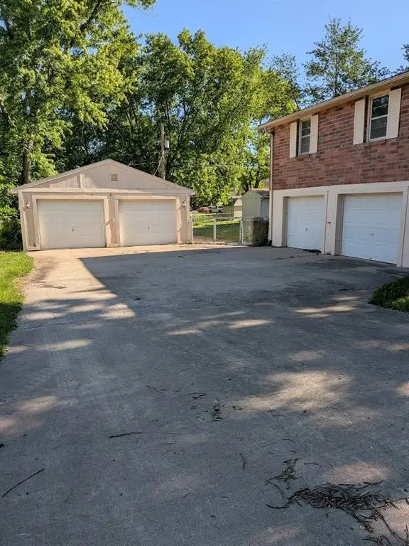 712 NE 113 Terrace, Kansas City, MO 64155 - #3