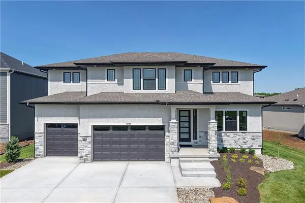 16965 W 172nd Terrace, Olathe, KS 66062
