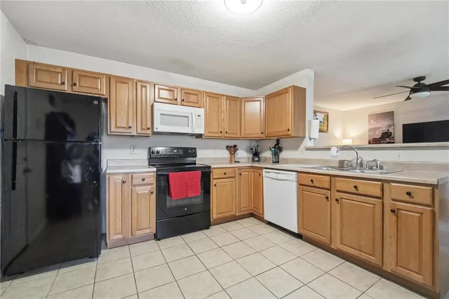 1801 Maple Lane, Lawrence, KS 66046 - #3