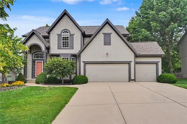 5910 W 154th Street, Overland Park, KS 66223