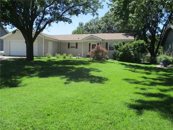 1542 S Elm Street, Ottawa, KS 66067