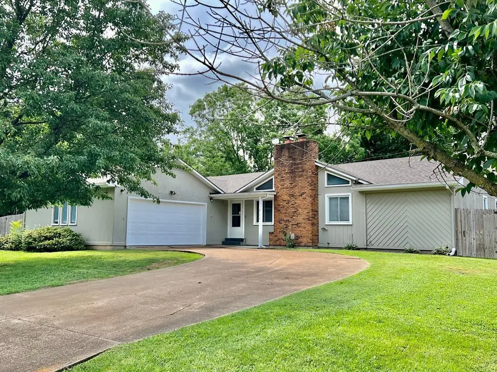 2708 Wilson Avenue, Parsons, KS 67357 - #1