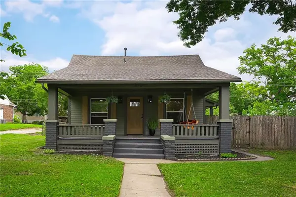 110 Campbell Street, Pleasant Hill, MO 64080