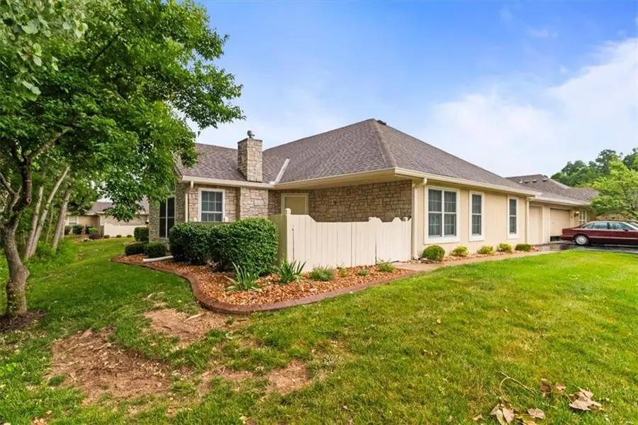 6014 Kensington Court #15C, Lees Summit, MO 64064 - #3