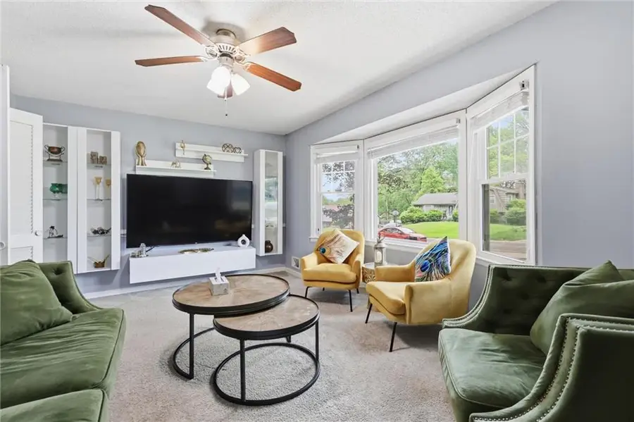 6316 Hedges Avenue, Raytown, MO 64133 - #2