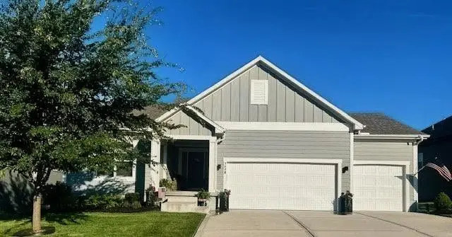7430 Chambers Court, Kansas City, MO 64152 - #1