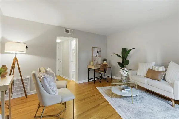4540 Broadway Avenue #2N, Kansas City, MO 64111