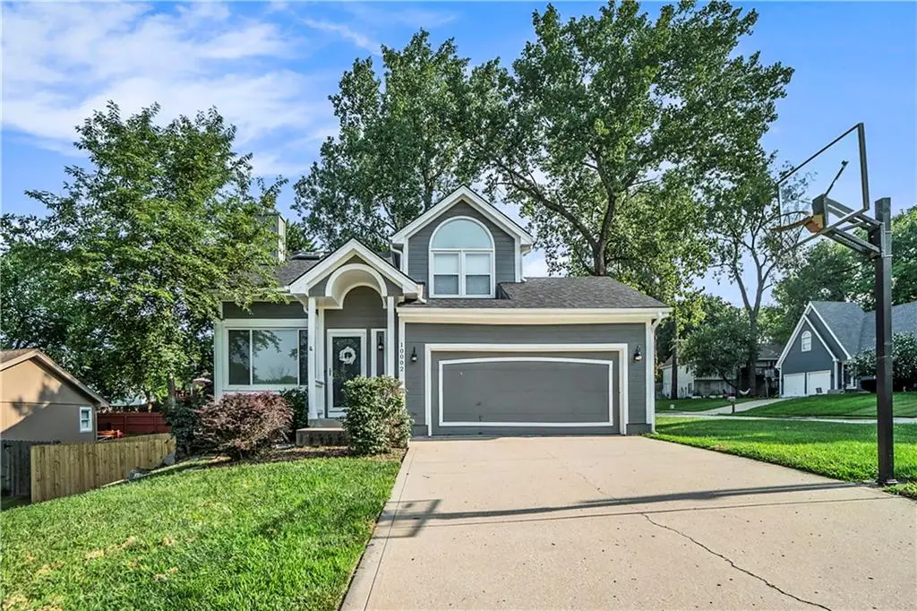 10002 NW 86th Terrace, Kansas City, MO 64153 - #1