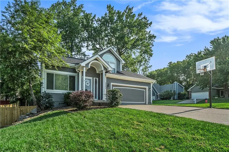 10002 NW 86th Terrace, Kansas City, MO 64153 - #2