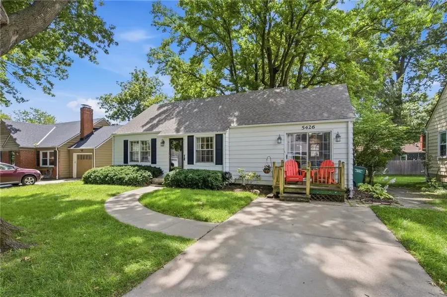 5426 Juniper Drive, Roeland Park, KS 66205 - #2
