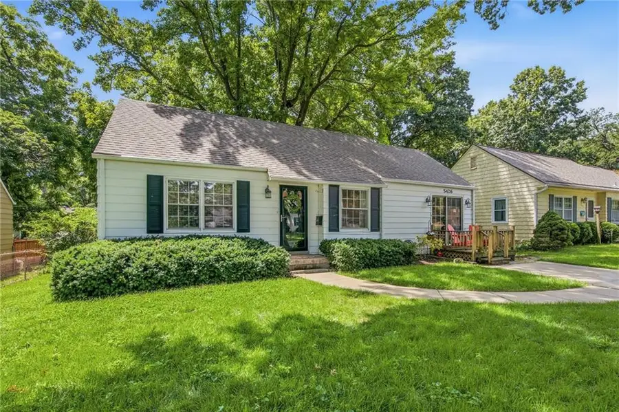 5426 Juniper Drive, Roeland Park, KS 66205 - #3