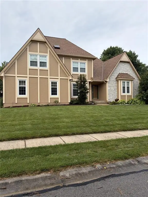 1619 NE 100 Court, Kansas City, MO 64155