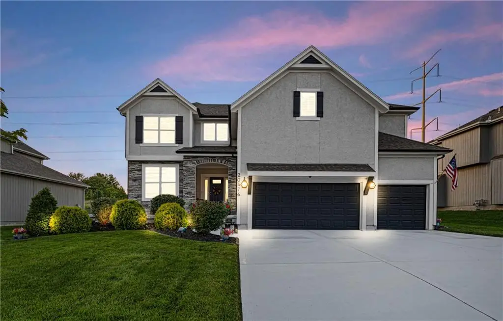 20476 W 107 Place, Olathe, KS 66061 - #1