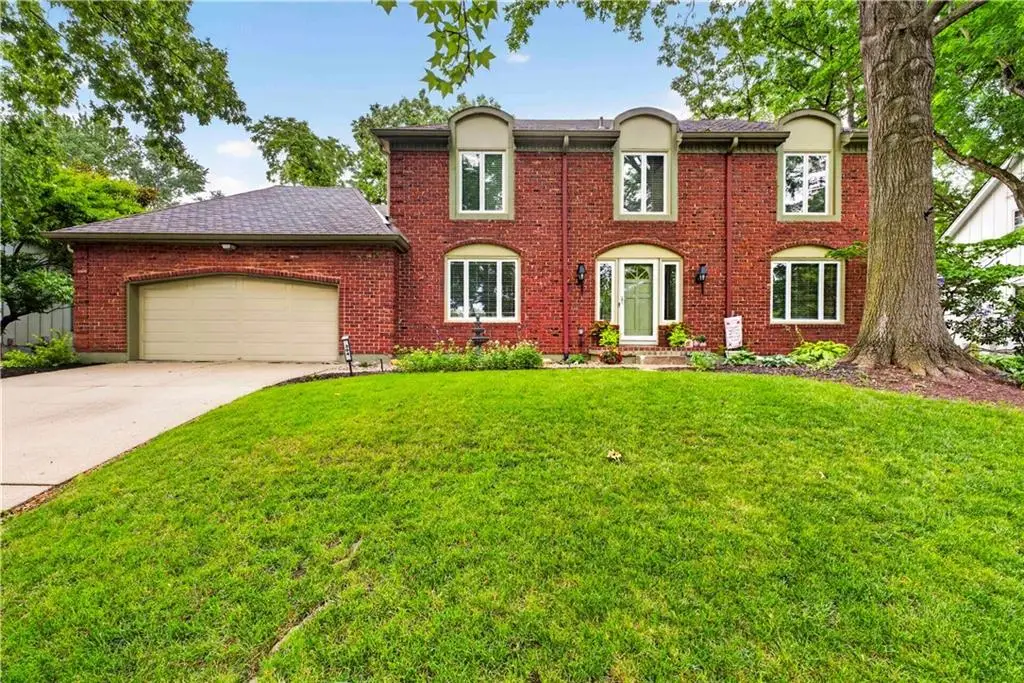 304 NW Aspen Street, Lees Summit, MO 64064 - #1