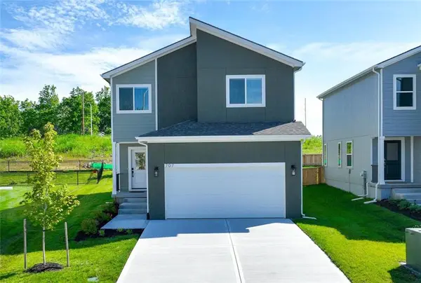 707 Glenn Circle, Raymore, MO 64083