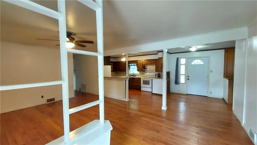 1916 S Stilwell Street, Pittsburg, KS 66762 - #2