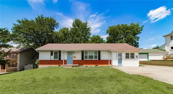 403 W South Street, Warrensburg, MO 64093