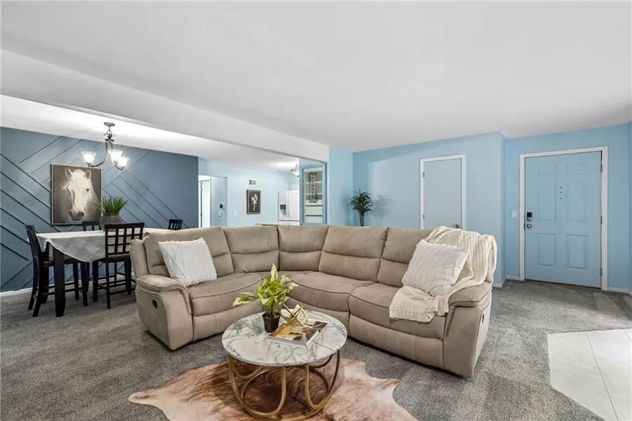8337 Lowell Avenue #1, Overland Park, KS 66212 - #3