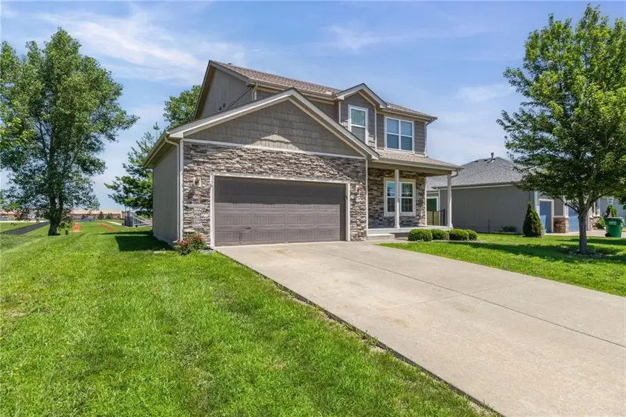 432 E Pawnee Street, Gardner, KS 66030 - #3