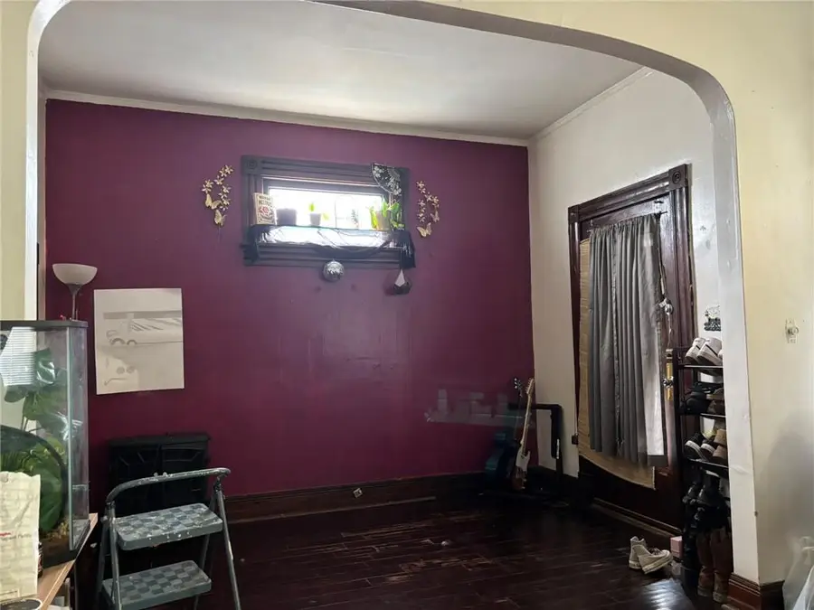 2121 S 10th Street, Saint Joseph, MO 64503 - #3