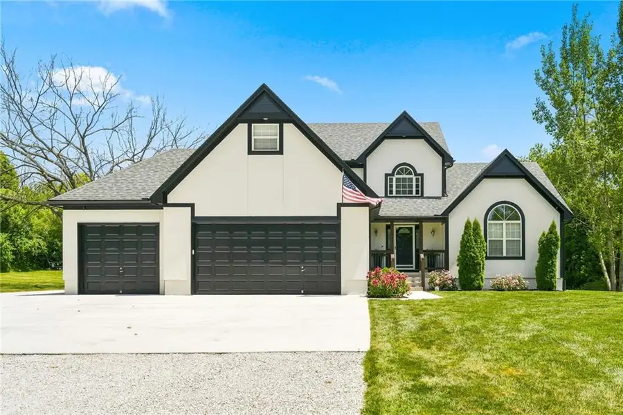 16901 E 215th Street, Peculiar, MO 64078 - #2