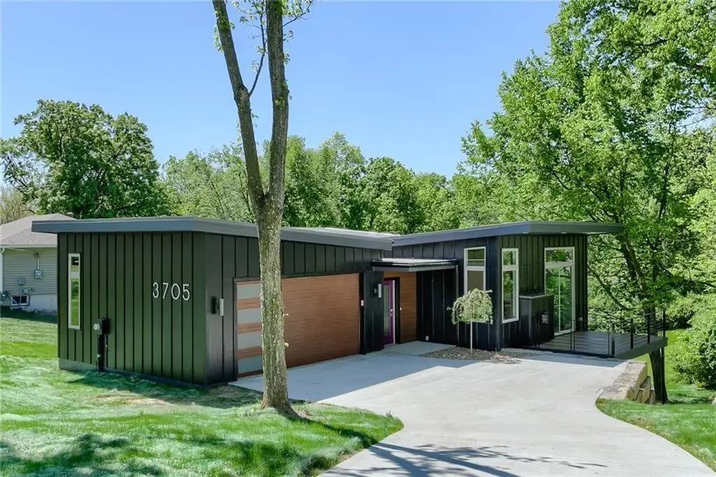 3705 NW 50th Street, Riverside, MO 64150 - #1