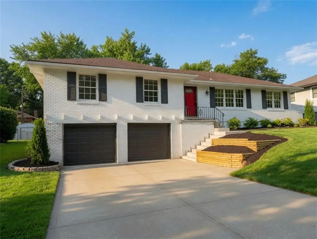 7509 E 100th Street, Kansas City, MO 64134 - #1