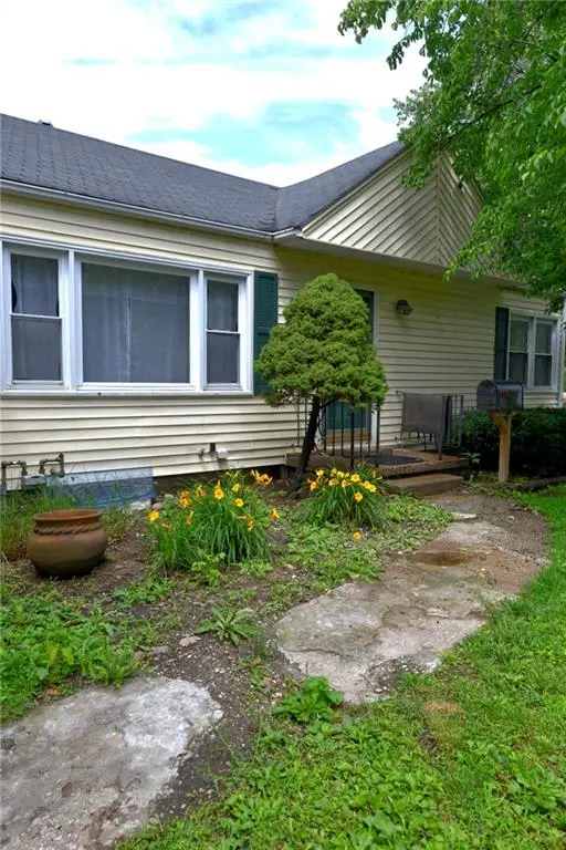 9604 E 32nd Street, Independence, MO 64052 - #1