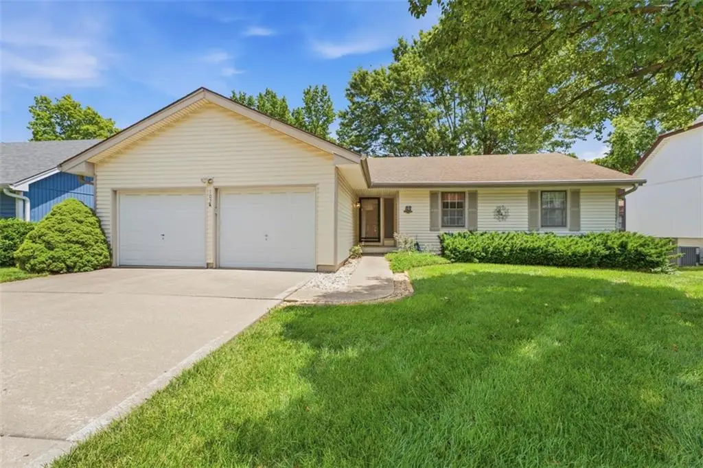 105 SE Colony Drive, Lees Summit, MO 64063 - #1