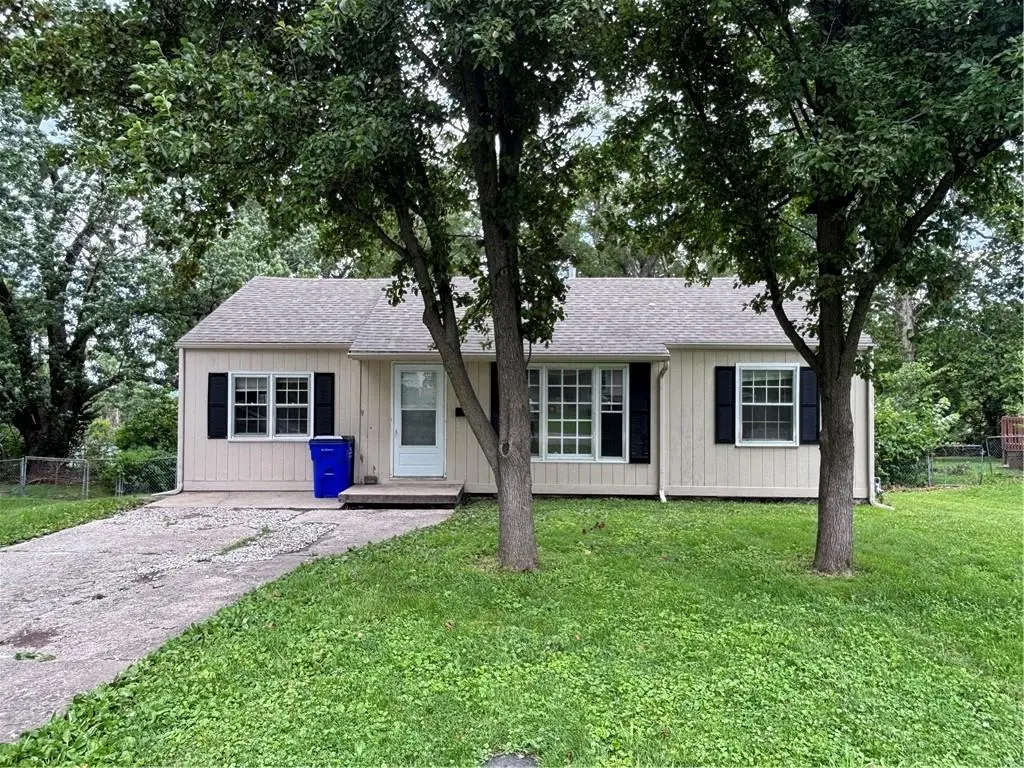5525 Hunter Street, Raytown, MO 64133 - #1