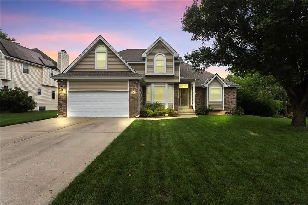 113 SE Breon Bay Street, Lees Summit, MO 64063 - #1