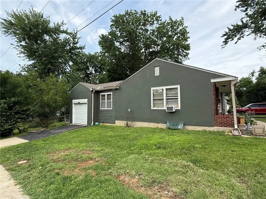 4630 W 60th Street, Fairway, KS 66205 - #3