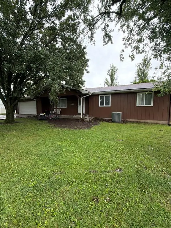 1601 Neosho Street, Humboldt, KS 66748