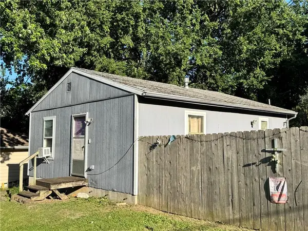 1409 Dakota Street, Leavenworth, KS 66048