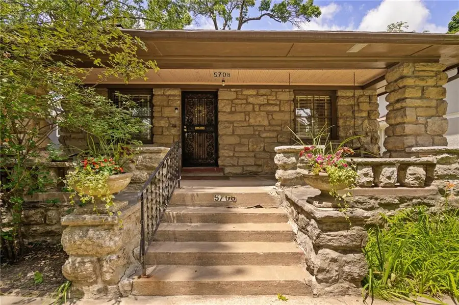 5708 Harrison Street, Kansas City, MO 64110 - #3
