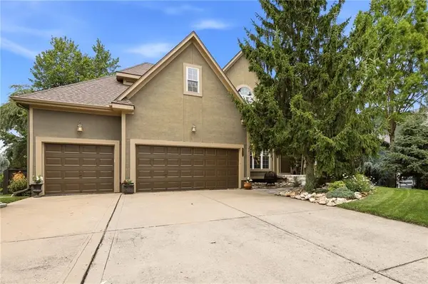 23536 W 73rd Terrace, Shawnee, KS 66227