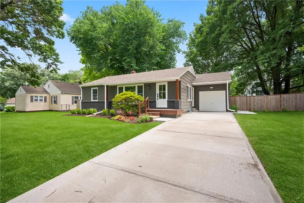 4607 W 59th Street, Fairway, KS 66205 - #1