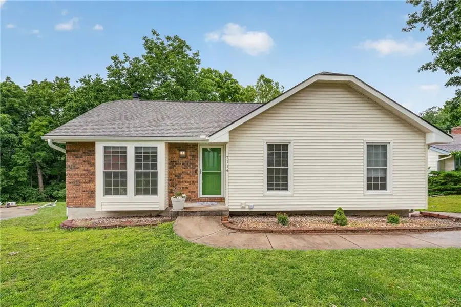 7114 NW Rhode Avenue, Kansas City, MO 64152 - #2