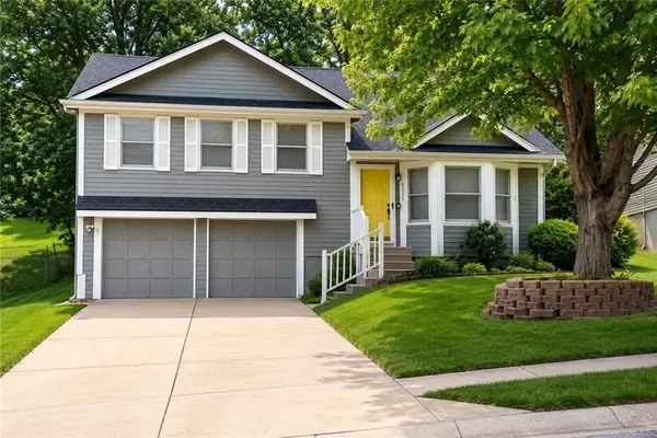 6215 N Mercier Street, Kansas City, MO 64118