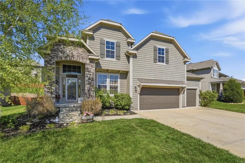 2776 W Sitka Drive, Olathe, KS 66061 - #1
