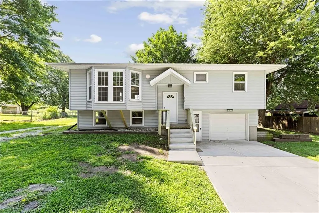 206 E 12th Street, Lawson, MO 64062 - #1